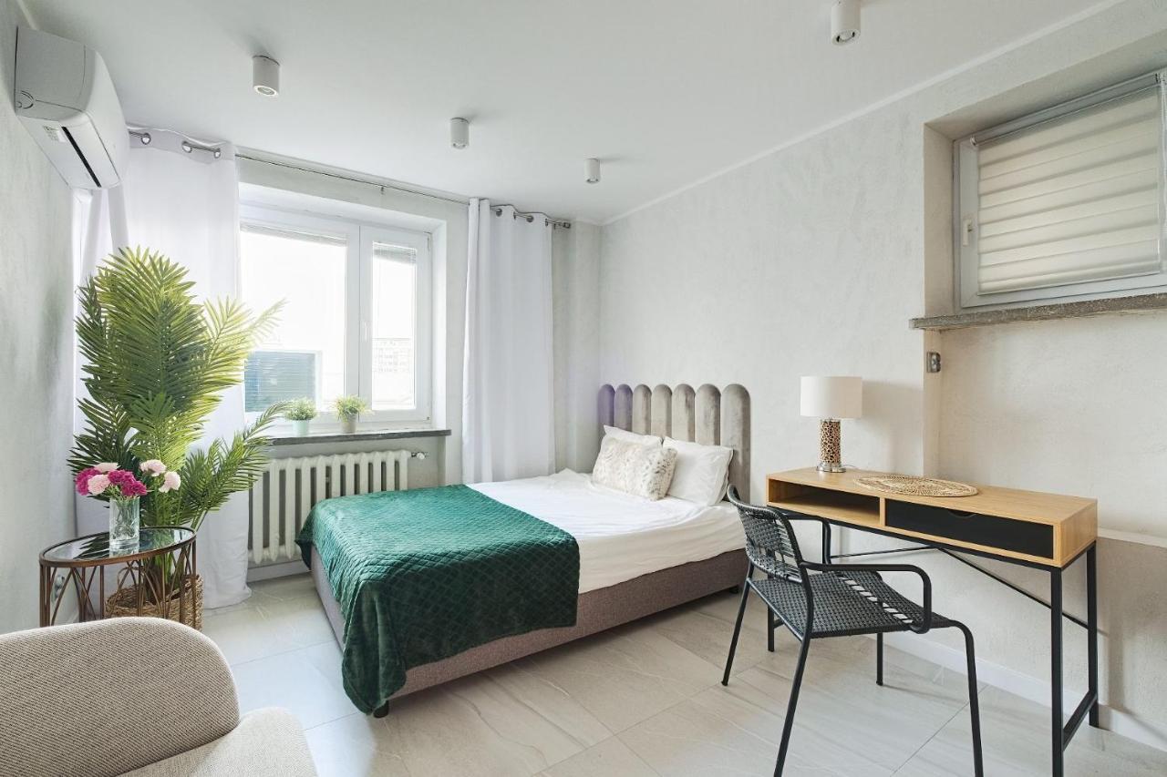 Plater Residence Apartments Warsawa Bagian luar foto